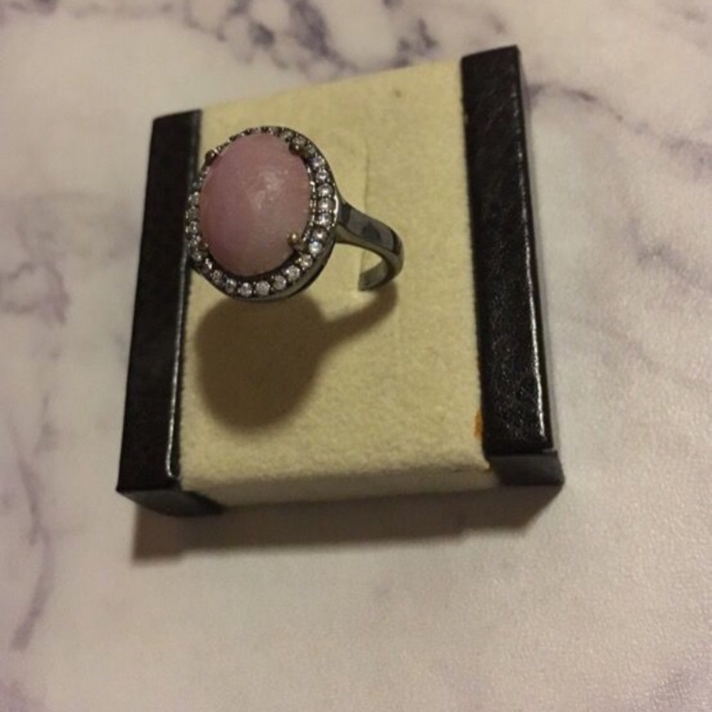 BRAND NEW sterling silver ring - Picture 3 of 4